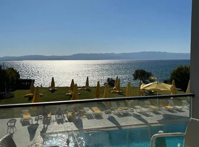 Life Point Çeşme