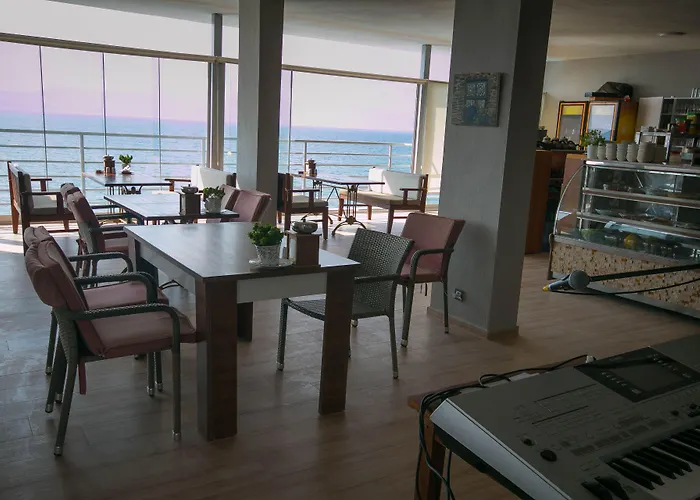 Life Point מלון Çeşme