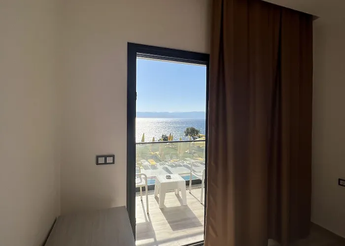 Life Point 3* Çeşme